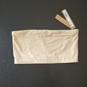 SKIMS Bandeau Top in Nude